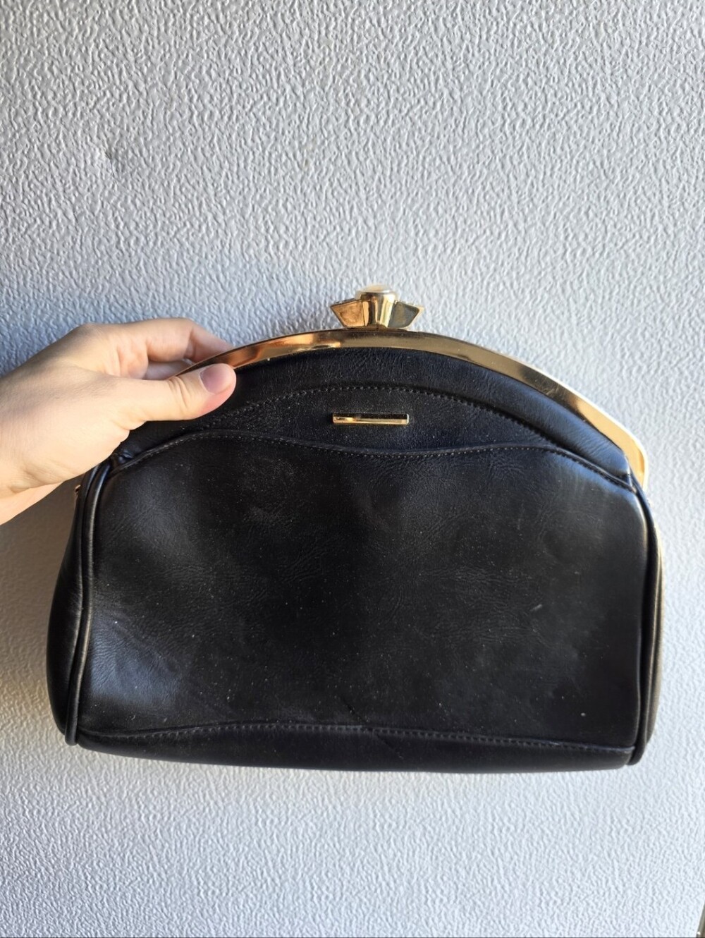 Kisslock Pearl Black Leather Frame-Top Clutch with Gold Trim Y2K Wedding Formal